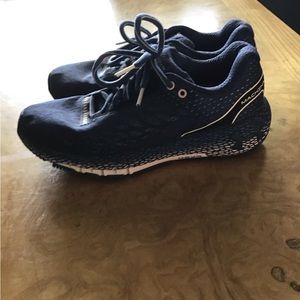 Women’s Under Armour sneakers size 7